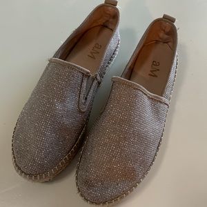 a.M Canvas Sparkle Slip ons
